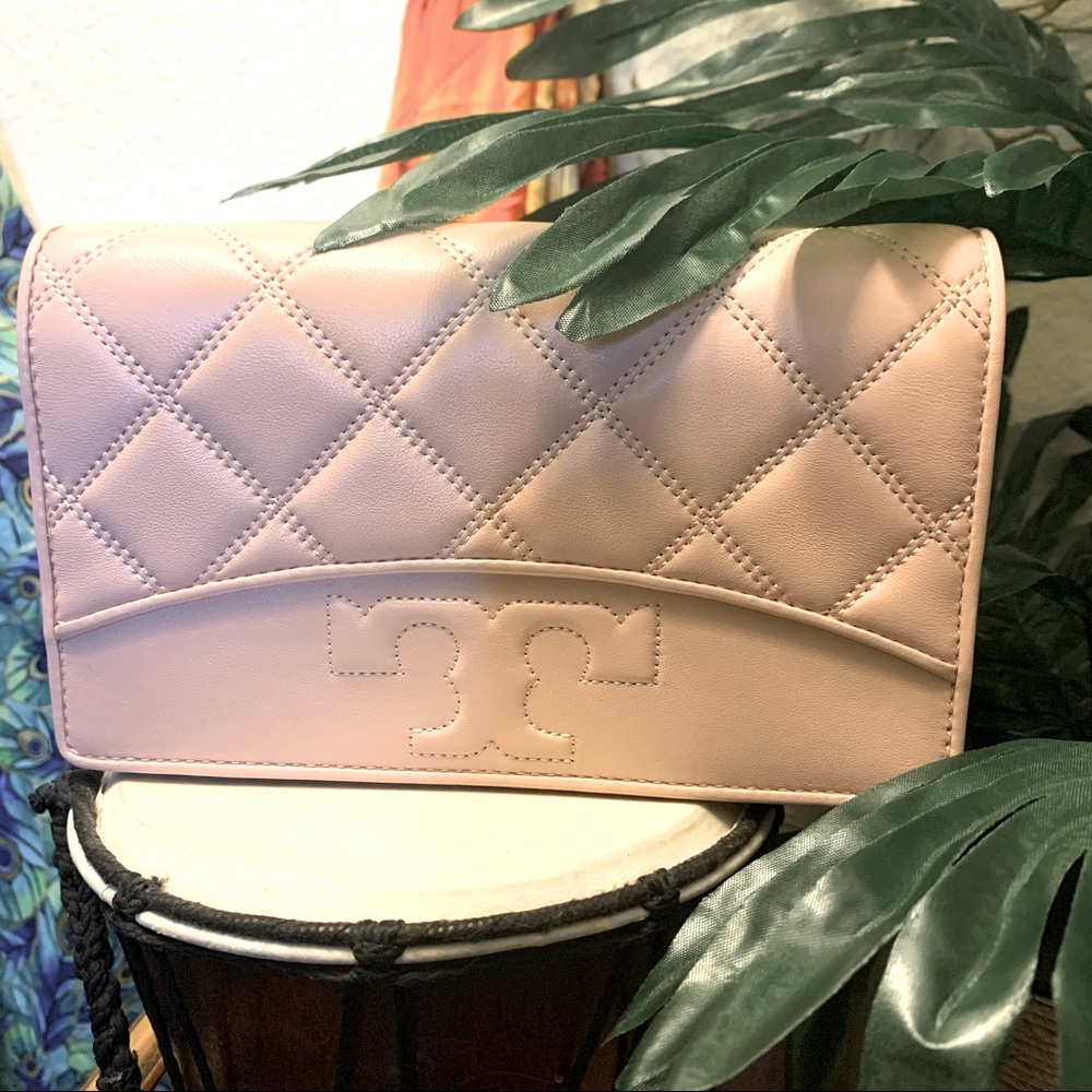 Tory Burch Savannah Chain Wallet
